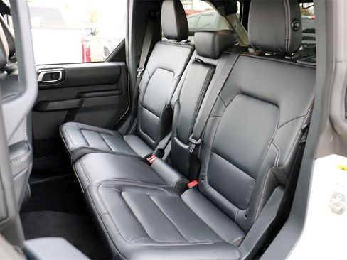 New 2025 Ford Bronco Outer Banks image 18