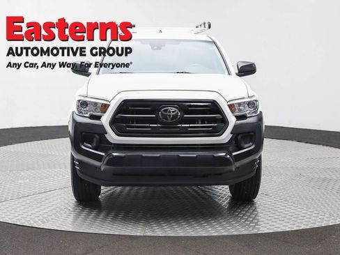 Used 2019 Toyota Tacoma SR RWD image 2