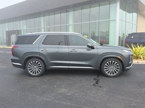 Certified 2023 Hyundai Palisade Calligraphy w/ Cargo Package image 22