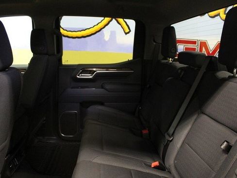 New 2026 GMC Sierra 1500 Elevation image 14