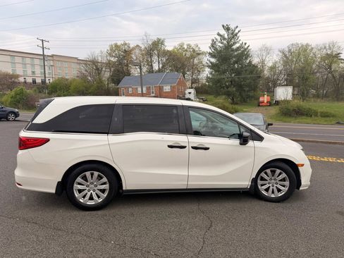 Used 2018 Honda Odyssey LX image 7