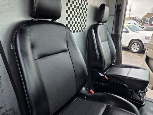 Used 2021 Ford Transit 250 Medium Roof image 61