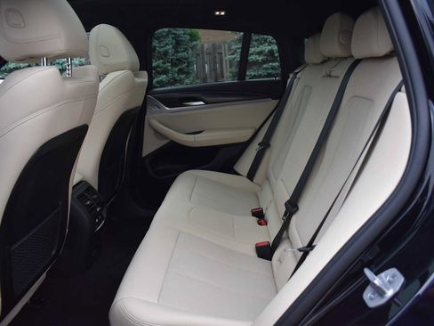 Used 2024 BMW X4 xDrive30i w/ Premium Package AWD/4WD image 12