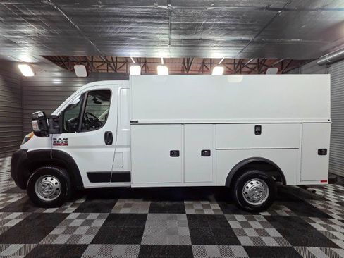 Used 2019 RAM ProMaster 3500 w/ Premium Appearance Group image 8