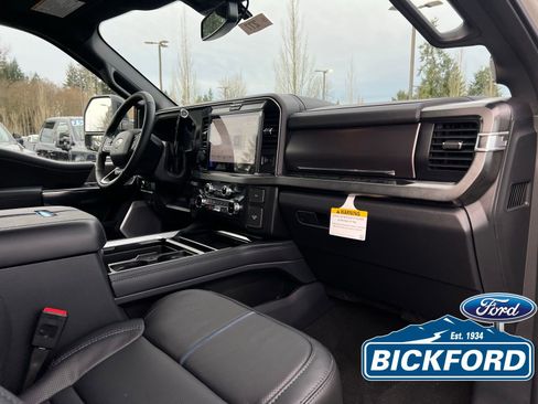 New 2026 Ford F250 Platinum image 18