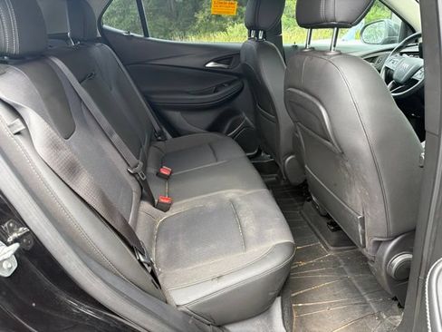 Used 2024 Buick Encore GX Preferred w/ Comfort Package FWD image 14