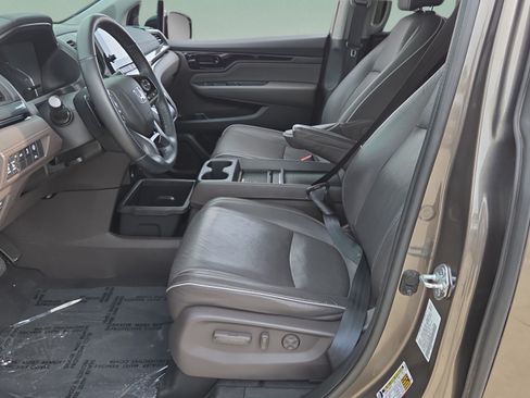 Certified 2022 Honda Odyssey Elite image 9