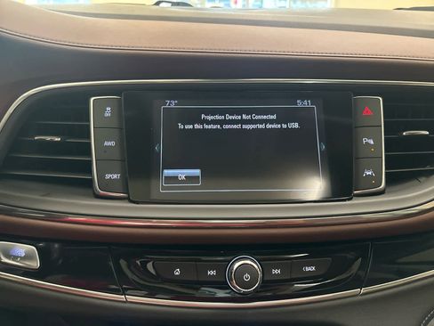 Used 2018 Buick Enclave Avenir w/ Avenir Technology Package image 37