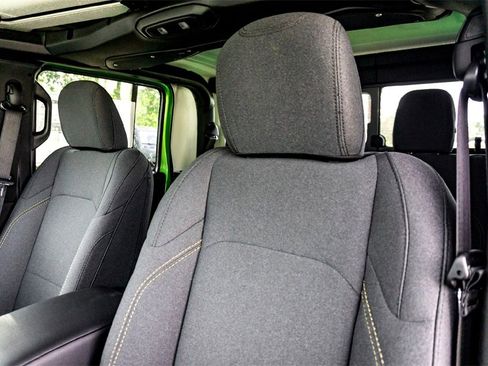 New 2026 Jeep Gladiator Sport image 9