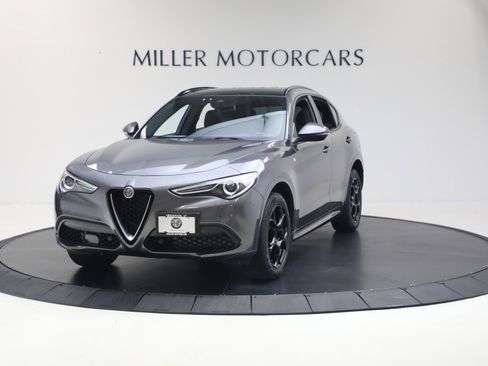 Used 2022 Alfa Romeo Stelvio Ti w/ Active Assist Plus Package image 12