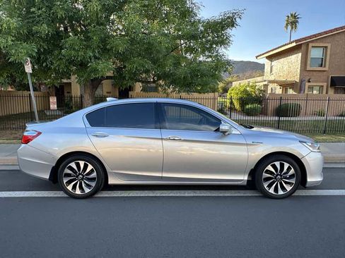 Used 2014 Honda Accord EX-L image 9