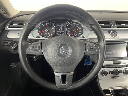 Used 2013 Volkswagen CC Sport image 12