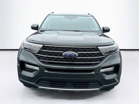 Certified 2023 Ford Explorer XLT w/ Equipment Group 202A AWD/4WD image 2