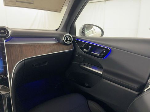 Used 2026 Mercedes-Benz GLC 300 GLC 300 image 28