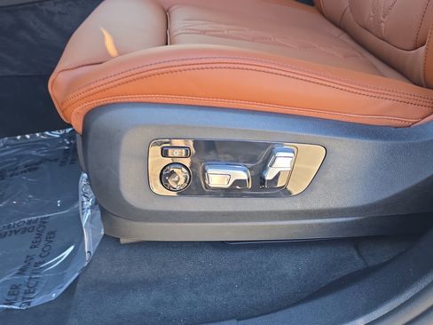 New 2026 BMW X5 xDrive50e w/ Executive Package image 23