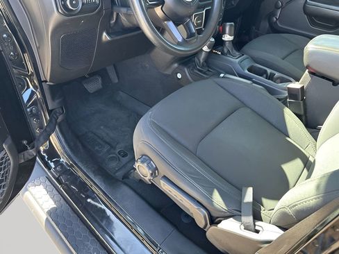 Used 2021 Jeep Wrangler Unlimited Sport image 28