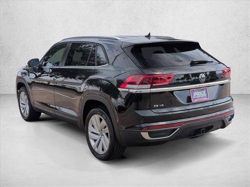 Used 2022 Volkswagen Atlas Cross Sport SE FWD image 8