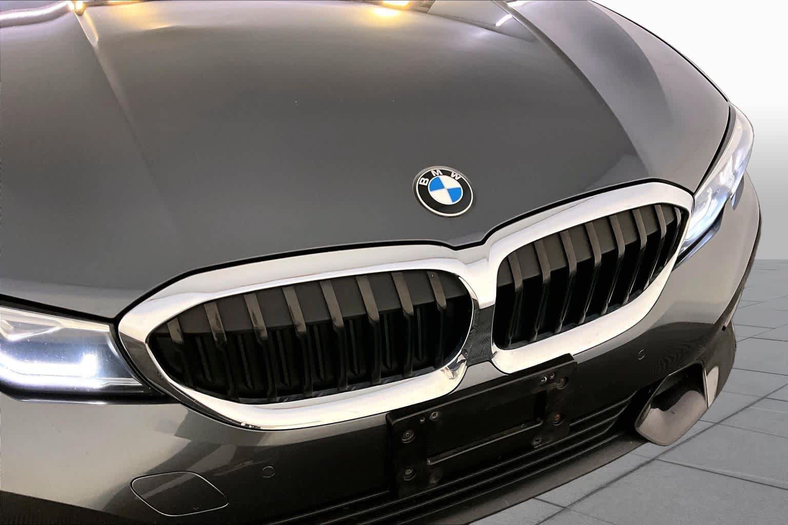 Used 2020 BMW 330i xDrive Sedan w/ Convenience Package AWD/4WD image 32