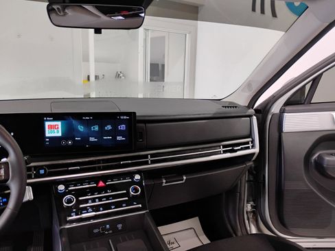 Used 2024 Hyundai Santa Fe SE image 51