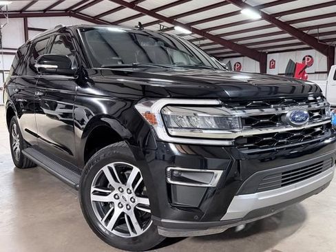 Used 2024 Ford Expedition Limited AWD/4WD image 1