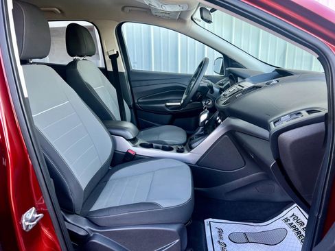 Used 2014 Ford Escape SE image 31