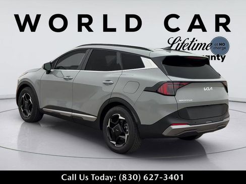 Used 2026 Kia Sportage EX w/ EX Panorama Roof Package FWD image 10