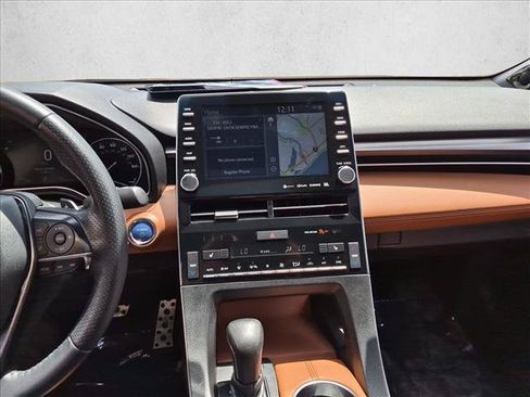 Used 2021 Toyota Avalon XSE FWD image 14