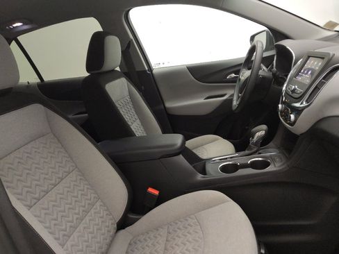 Used 2024 Chevrolet Equinox LT w/ Driver Convenience Package FWD image 21