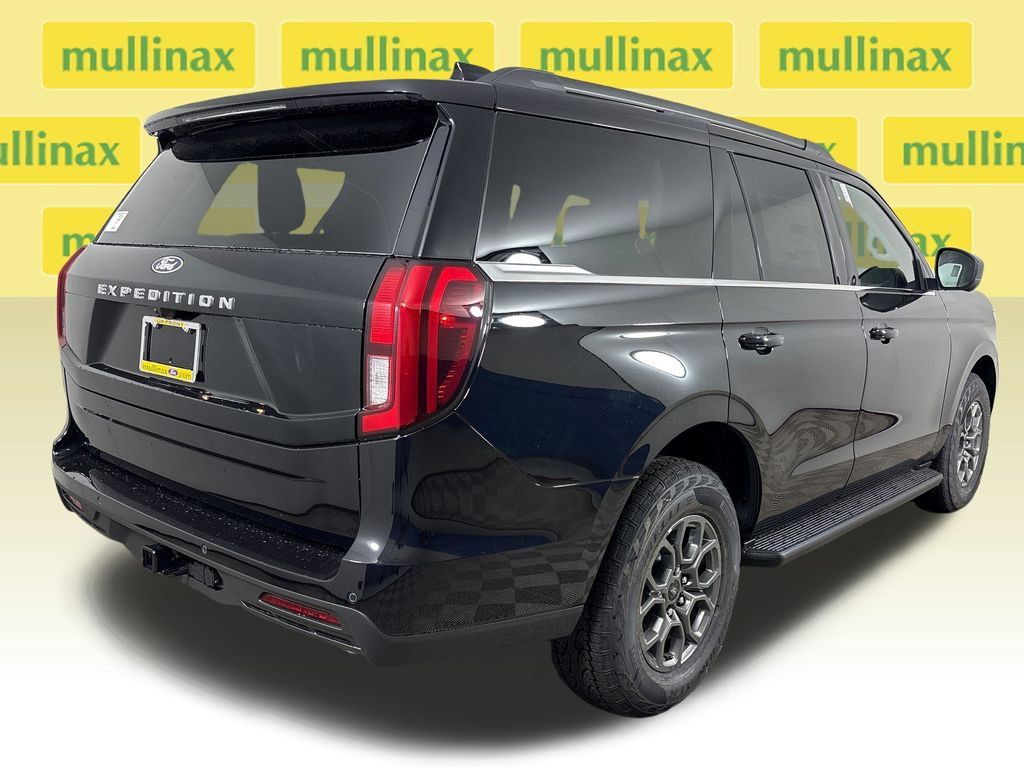 New 2027 Ford Expedition Active RWD image 4