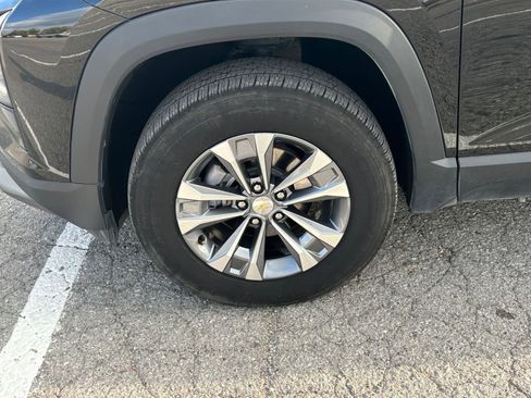 Used 2025 Chevrolet Equinox LT image 29