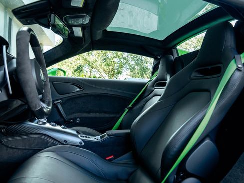 Used 2023 Maserati MC20 Spyder image 17