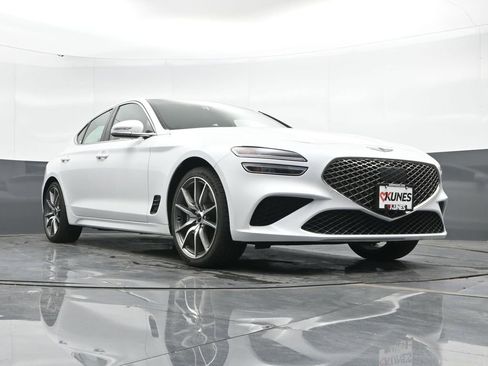 Used 2024 Genesis G70 2.5T image 48