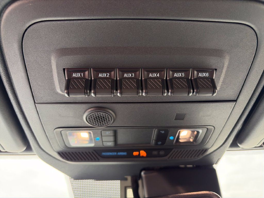 Used 2024 Ford Bronco Big Bend w/ Sasquatch Package AWD/4WD image 23