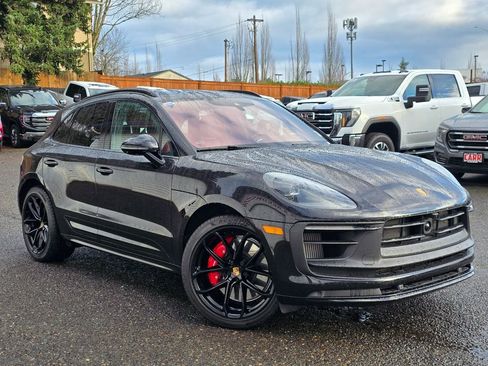 Used 2024 Porsche Macan GTS w/ Premium Plus Package image 32