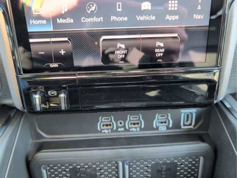 New 2026 RAM 1500 Laramie w/ Night Edition image 23