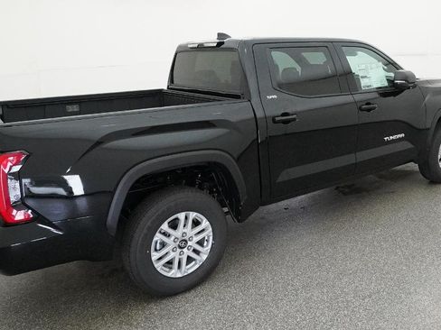 New 2026 Toyota Tundra SR5 AWD/4WD image 19