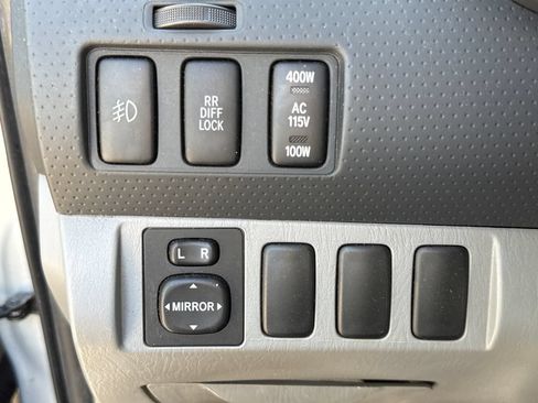 Used 2006 Toyota Tacoma 4x4 Double Cab image 29