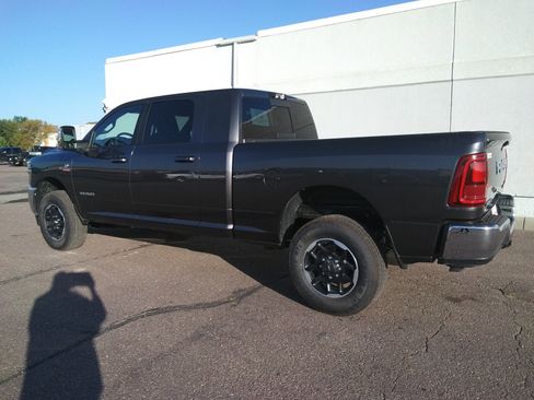 New 2026 RAM 2500 Laramie w/ Towing Technology Group image 7