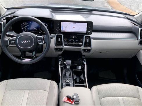Used 2023 Kia Sorento SX image 15