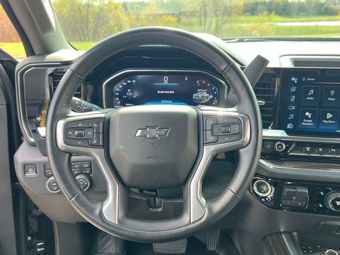 Used 2024 Chevrolet Silverado 3500 LT w/ Midnight Edition image 31