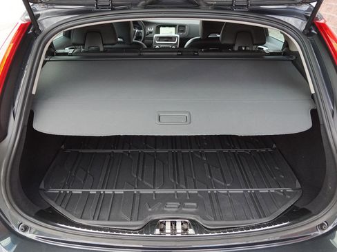 Used 2016 Volvo V60 T5 Premier w/ Convenience Package image 35