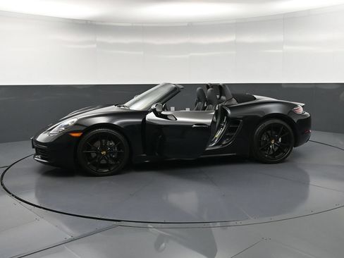 Certified 2024 Porsche 718 Boxster w/ Premium Package RWD image 35