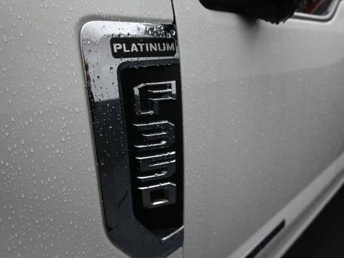 Used 2021 Ford F350 Platinum image 11