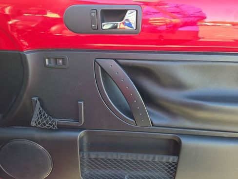 Used 2010 Volkswagen Beetle Coupe image 14