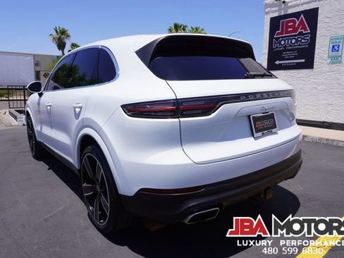 Used 2023 Porsche Cayenne AWD/4WD image 58