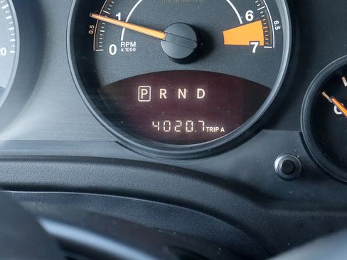 Used 2016 Jeep Patriot Latitude image 28