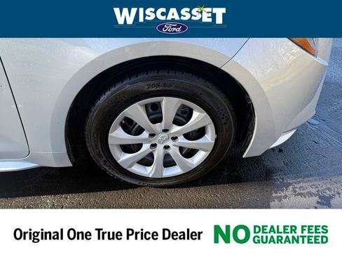 Used 2024 Toyota Corolla LE image 24