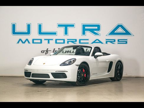 Used 2018 Porsche 718 Boxster S image 1