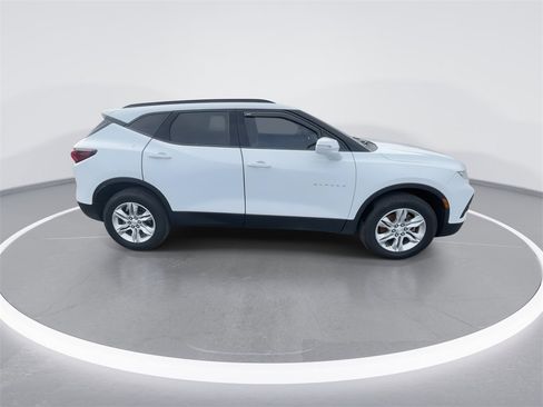 Used 2020 Chevrolet Blazer LT image 9