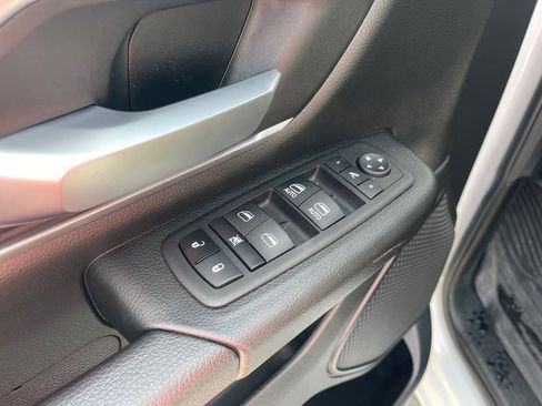 Used 2023 RAM 1500 Big Horn image 8